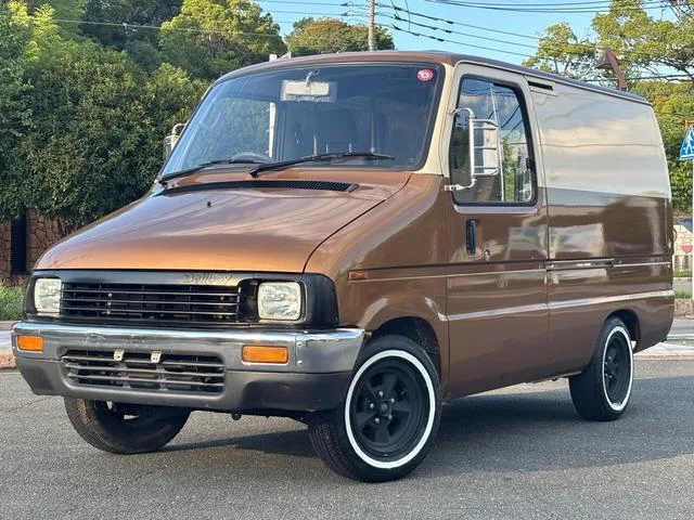 Toyota DELIBOY 1990 из Японии — купить под ключ