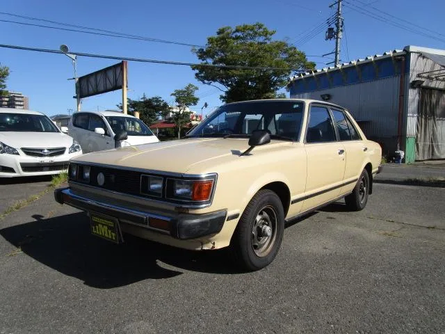 Toyota CARINA 1980 из Японии — купить под ключ