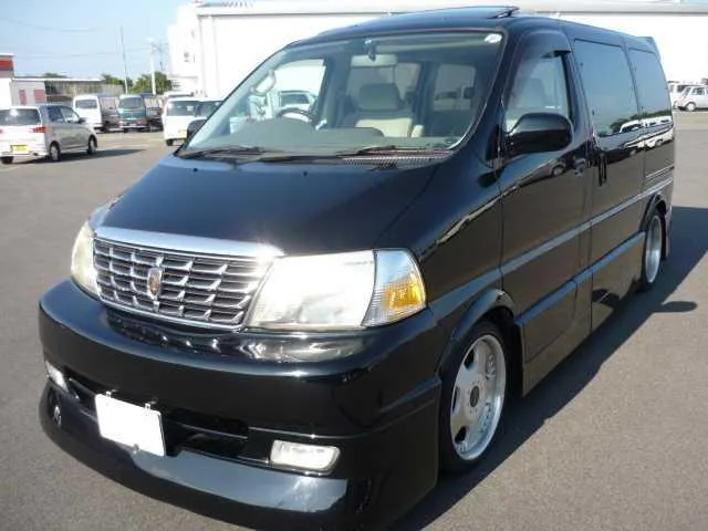 Toyota GRANVIA 2000 из Японии — купить под ключ
