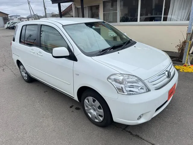 Toyota RAUM 2008 из Японии — купить под ключ