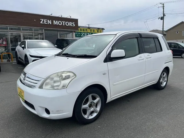 Toyota RAUM 2006 из Японии — купить под ключ