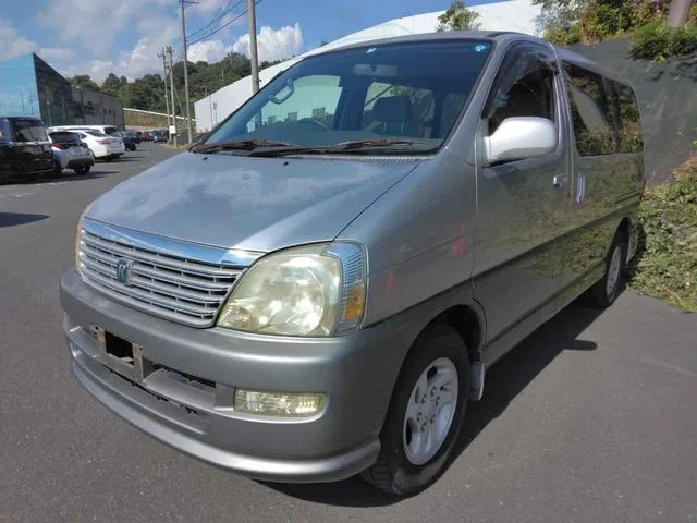 Toyota REGIUS 1999 из Японии — купить под ключ