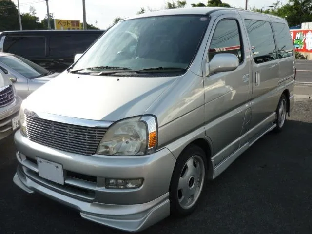 Toyota REGIUS 2000 из Японии — купить под ключ