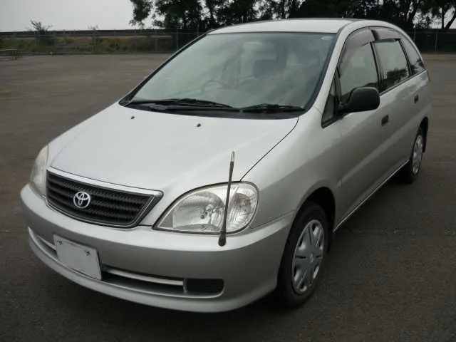 Toyota NADIA 2001 из Японии — купить под ключ