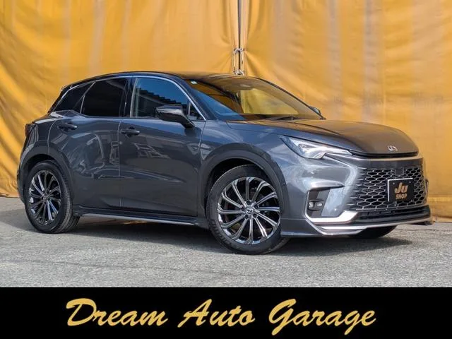 Lexus LBX 2024 из Японии — купить под ключ