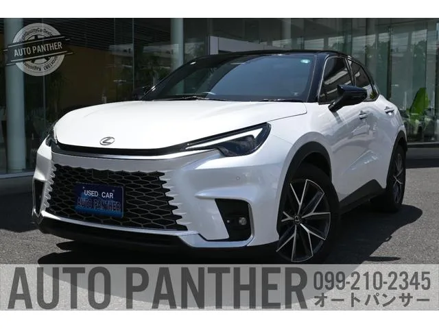 Lexus LBX 2024 из Японии — купить под ключ