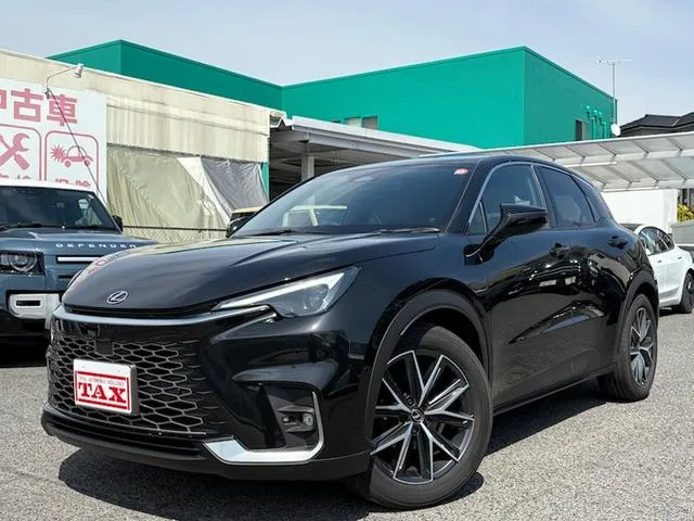 Lexus LBX 2024 из Японии — купить под ключ