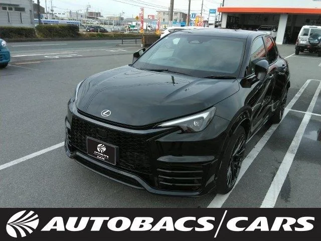 Lexus LBX 2025 из Японии — купить под ключ