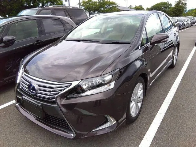 Lexus HS 2014 из Японии — купить под ключ