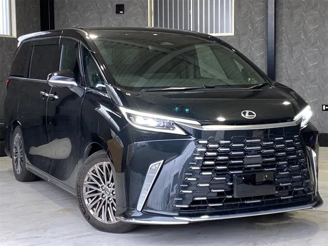 Lexus LM 2024 из Японии — купить под ключ
