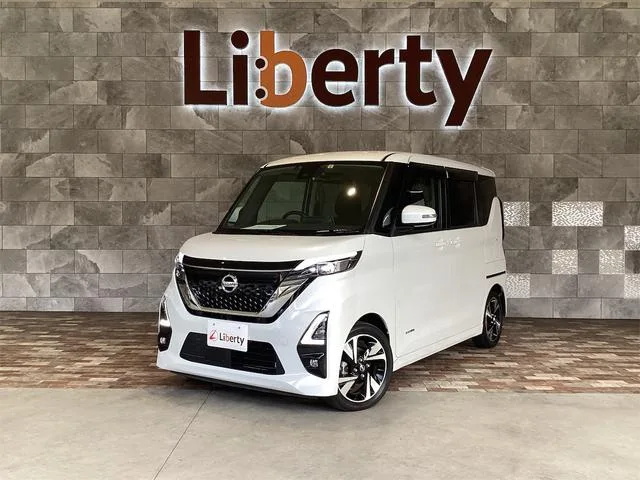 Nissan ROOX 2023 из Японии — купить под ключ