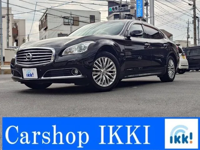 Nissan CIMA 2017 из Японии — купить под ключ