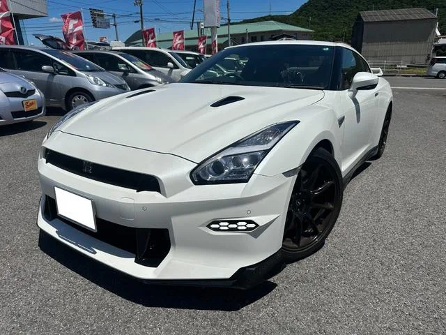 Nissan GT-R 2024 из Японии — купить под ключ