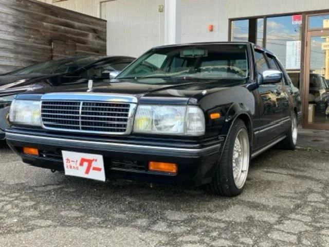 Nissan CEDRIC 2001 из Японии — купить под ключ