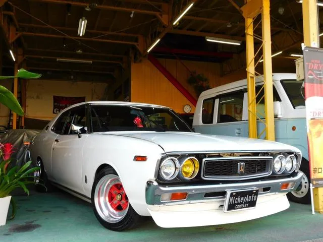 Nissan LAUREL 1974 из Японии — купить под ключ