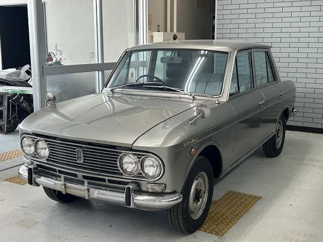 Nissan BLUEBIRD 1967 из Японии — купить под ключ