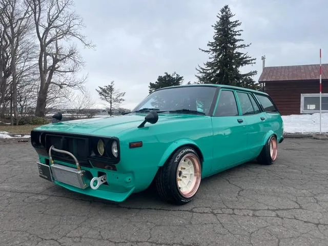 Nissan BLUEBIRD 1979 из Японии — купить под ключ