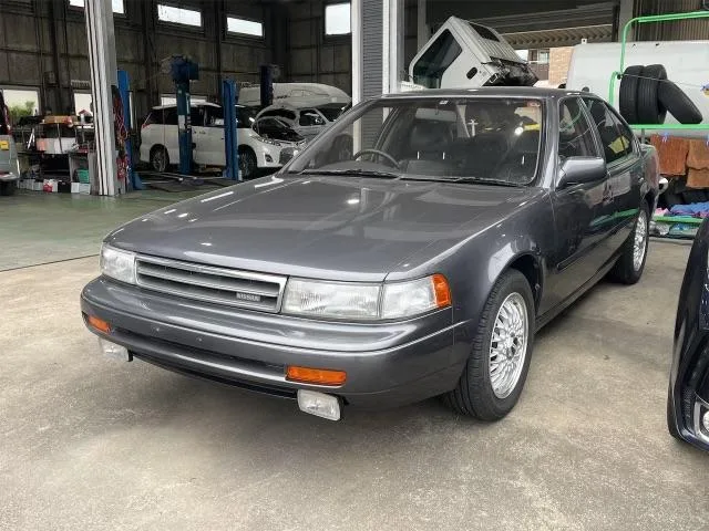 Nissan MAXIMA 1990 из Японии — купить под ключ
