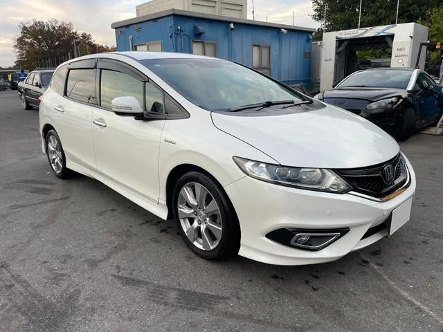 Honda JADE 2017 из Японии — купить под ключ