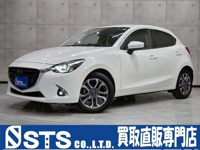 Mazda DEMIO 2017 из Японии — купить под ключ
