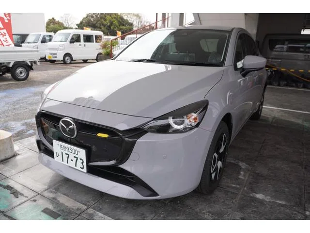 Mazda MAZDA2 2025 из Японии — купить под ключ