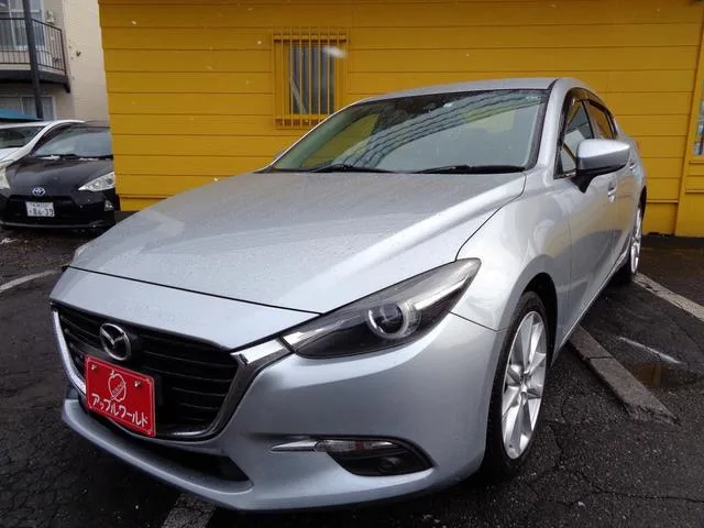 Mazda AXELA 2017 из Японии — купить под ключ