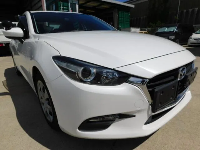 Mazda AXELA 2017 из Японии — купить под ключ