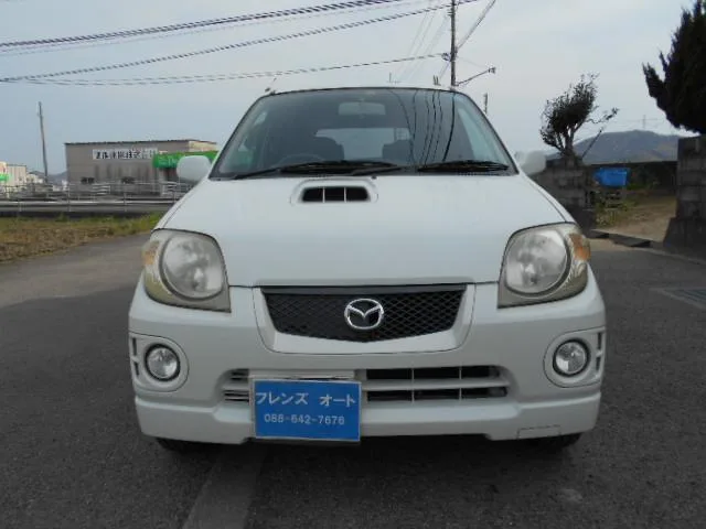 Mazda LAPUTA 2001 из Японии — купить под ключ