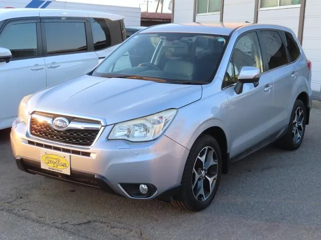Subaru FORESTER 2013 из Японии — купить под ключ