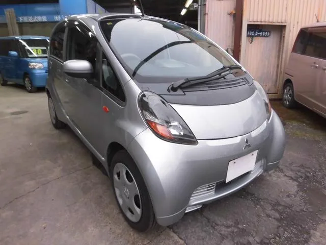 Mitsubishi I 2010 из Японии — купить под ключ