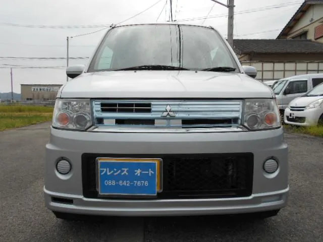 Mitsubishi TOPPO 2011 из Японии — купить под ключ
