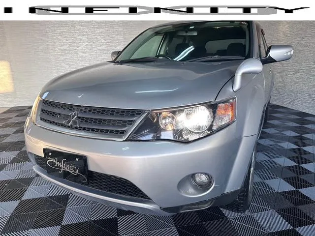 Mitsubishi OUTLANDER 2008 из Японии — купить под ключ
