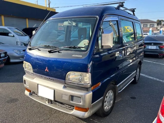 Mitsubishi BRAVO 1997 из Японии — купить под ключ