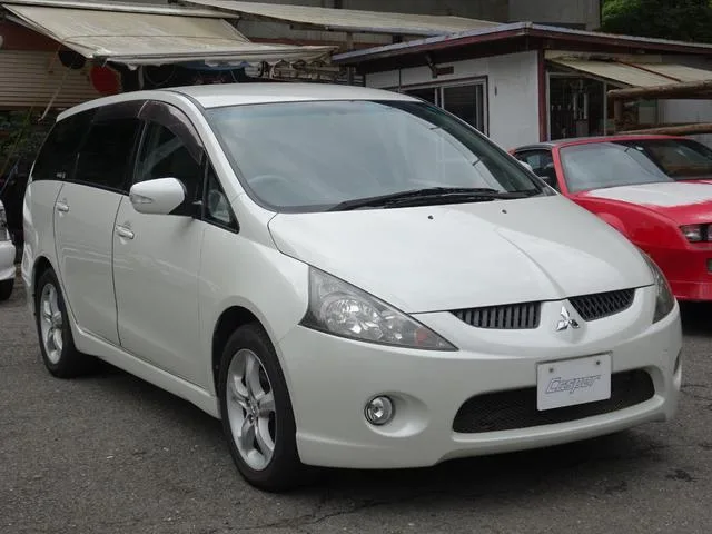 Mitsubishi GRANDIS 2005 из Японии — купить под ключ