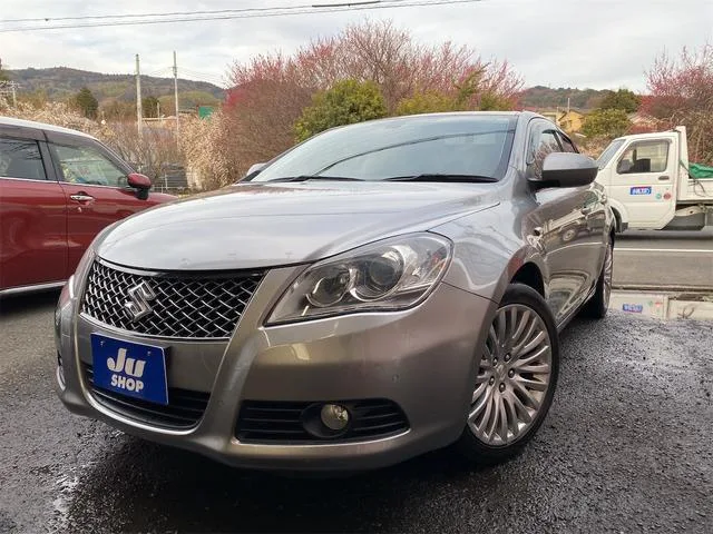 Suzuki KIZASHI 2015 из Японии — купить под ключ