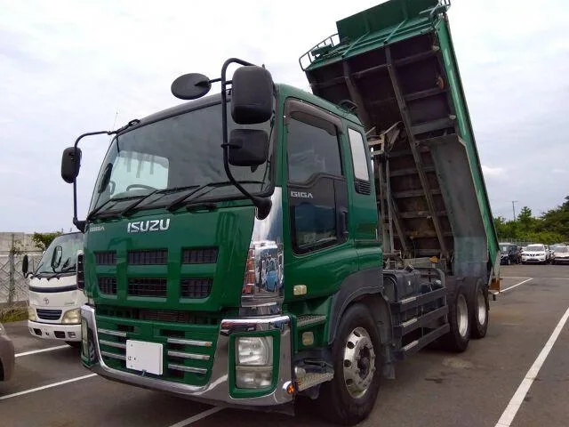 Isuzu GIGA 2013 из Японии — купить под ключ