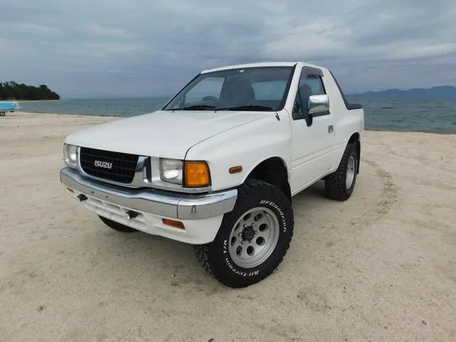 Isuzu MU 1990 из Японии — купить под ключ