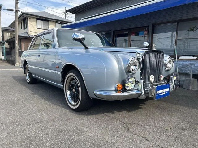 MITSUOKA GALUE 1998 из Японии — купить под ключ