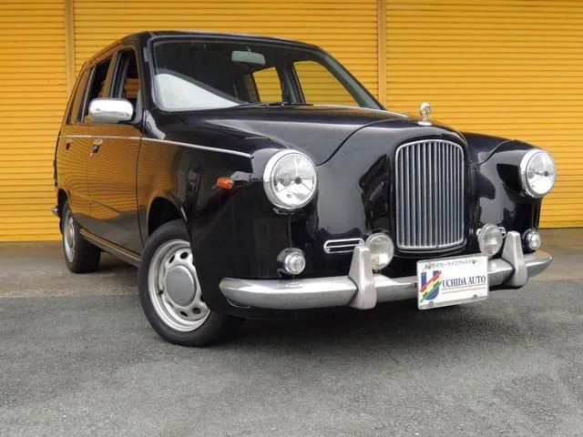 MITSUOKA YUGA 2000 из Японии — купить под ключ