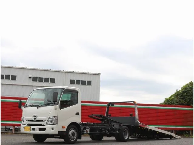 HINO DUTRO 2022 из Японии — купить под ключ