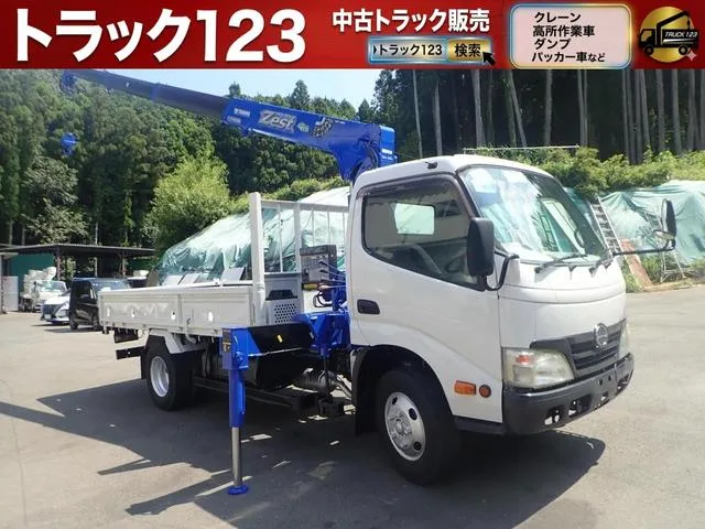 HINO DUTRO 2010 из Японии — купить под ключ
