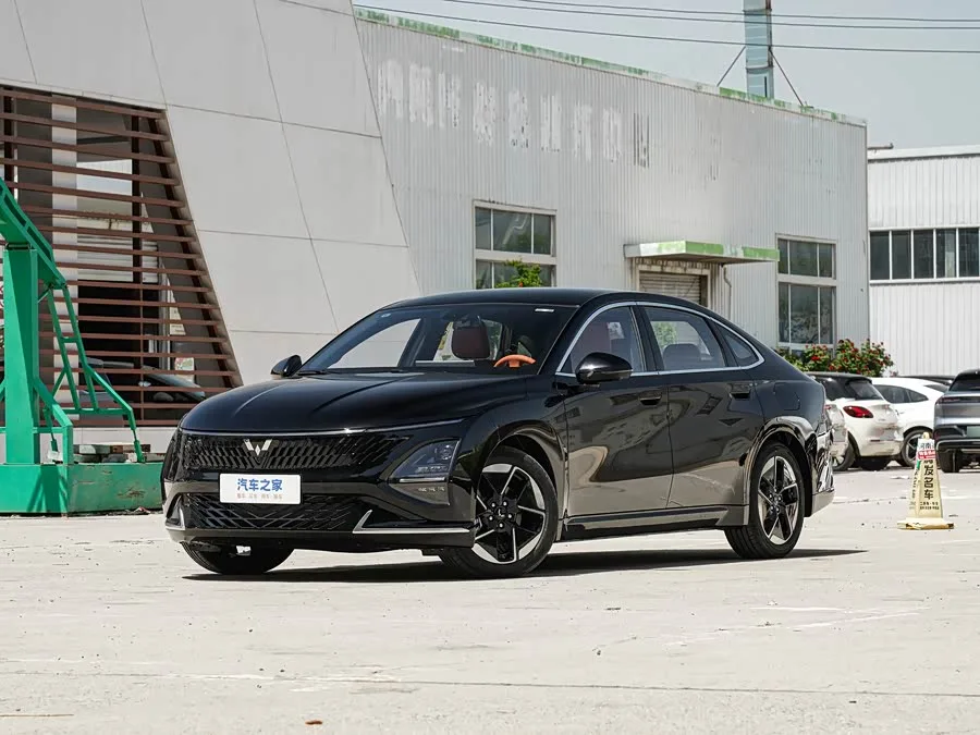 Wuling Starlight 2026 из Китая — купить под ключ