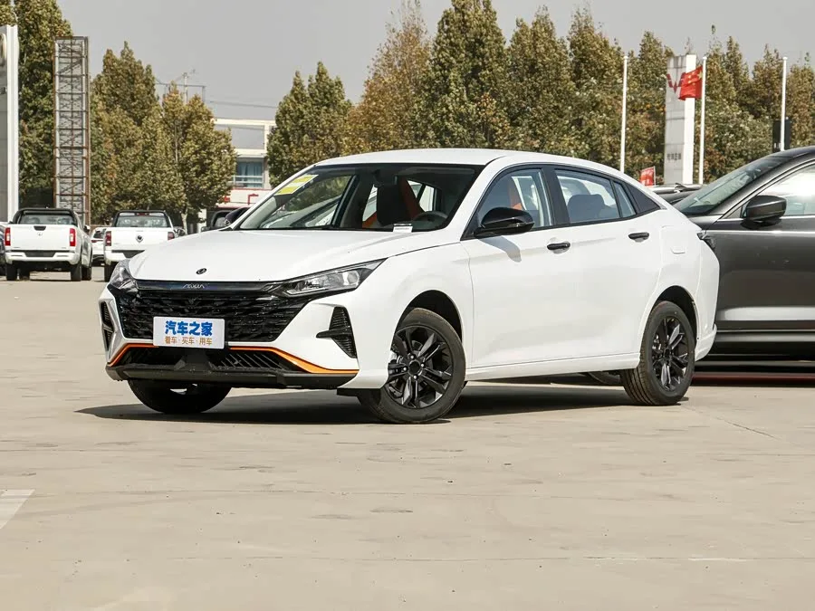 Dongfeng Aeolus Yixuan 2026 из Китая — купить под ключ