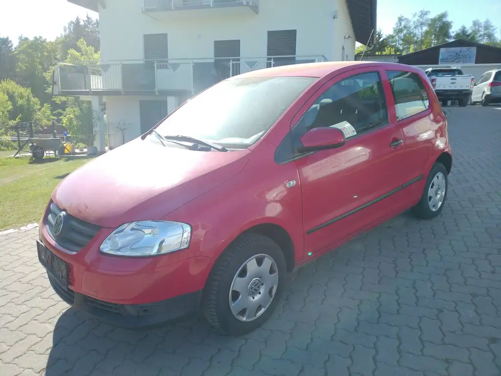 Volkswagen Fox 2007 из Европы — купить под ключ