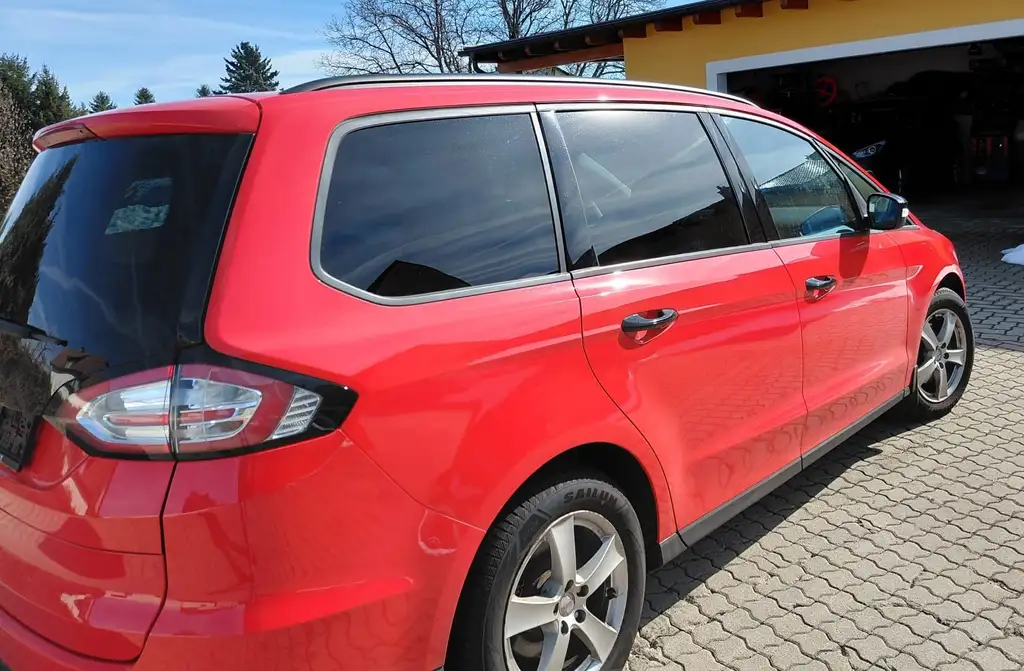 Ford Galaxy 2000 из Европы — купить под ключ