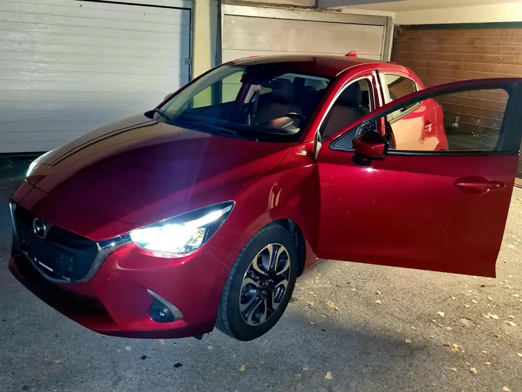 Mazda 2 2018 из Европы — купить под ключ