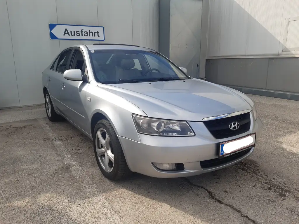 Hyundai NF 2006 из Европы — купить под ключ