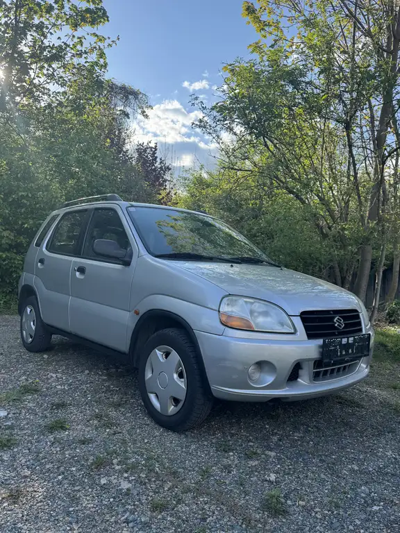 Suzuki Ignis 2002 из Европы — купить под ключ