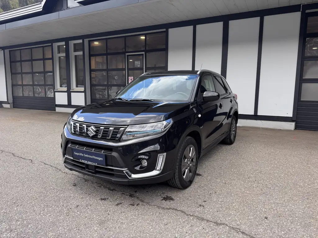 Suzuki Vitara 2023 из Европы — купить под ключ