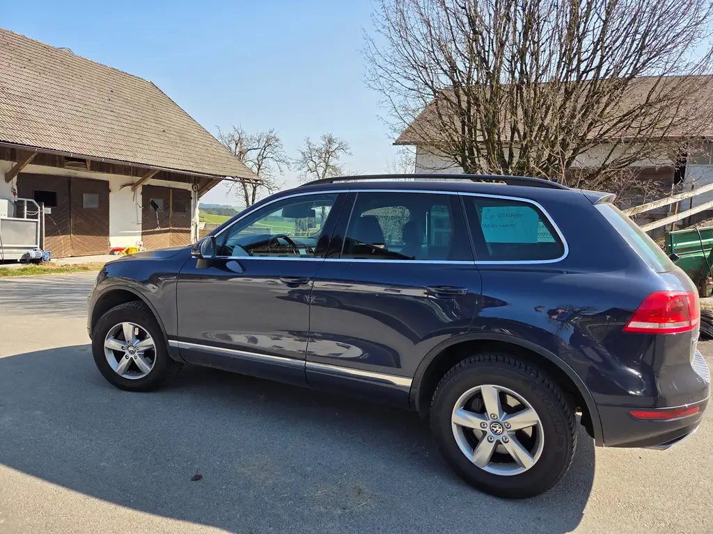 Volkswagen Touareg 2012 из Европы — купить под ключ